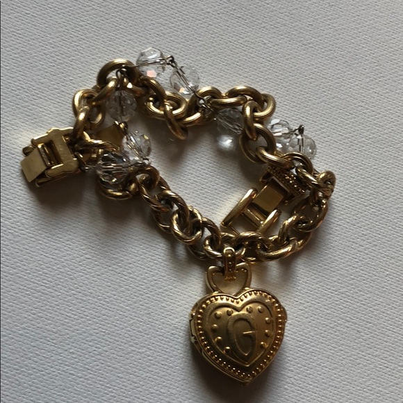 Preloved guess heart watch, non working $20 - Picture 3 of 4